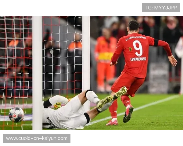 莱万刷新个人德甲纪录:第230球,德甲史上第一射手,莱万德国国家队 莱万刷新个人德甲纪录:第230球,德甲史上第一射手,莱万德国国家队